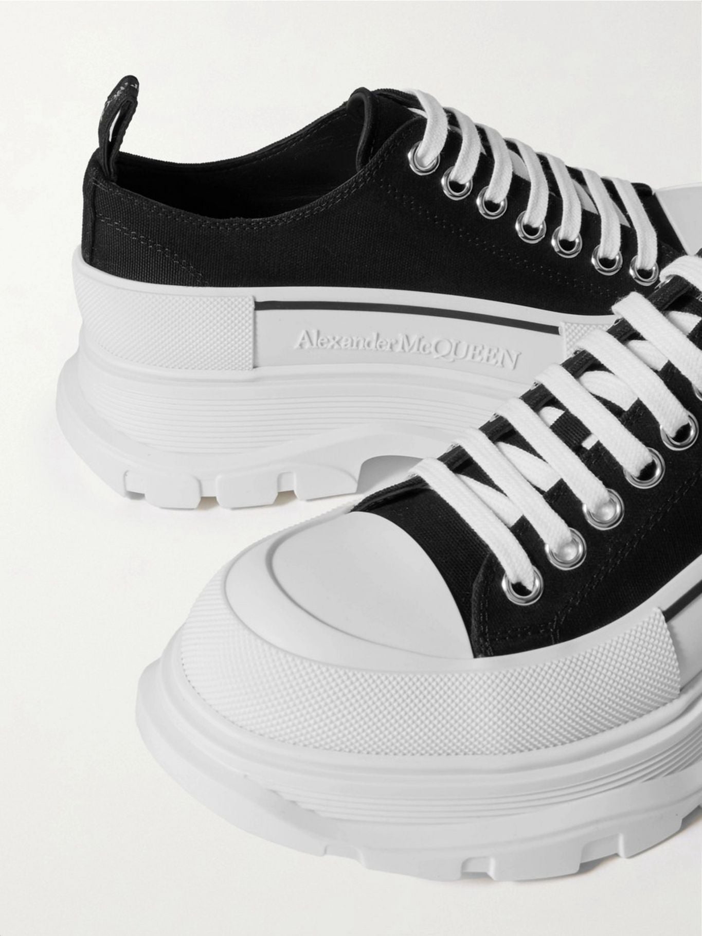 Alexander McQueen Tread Slick Canvas Exaggerated-Sole Sneakers™