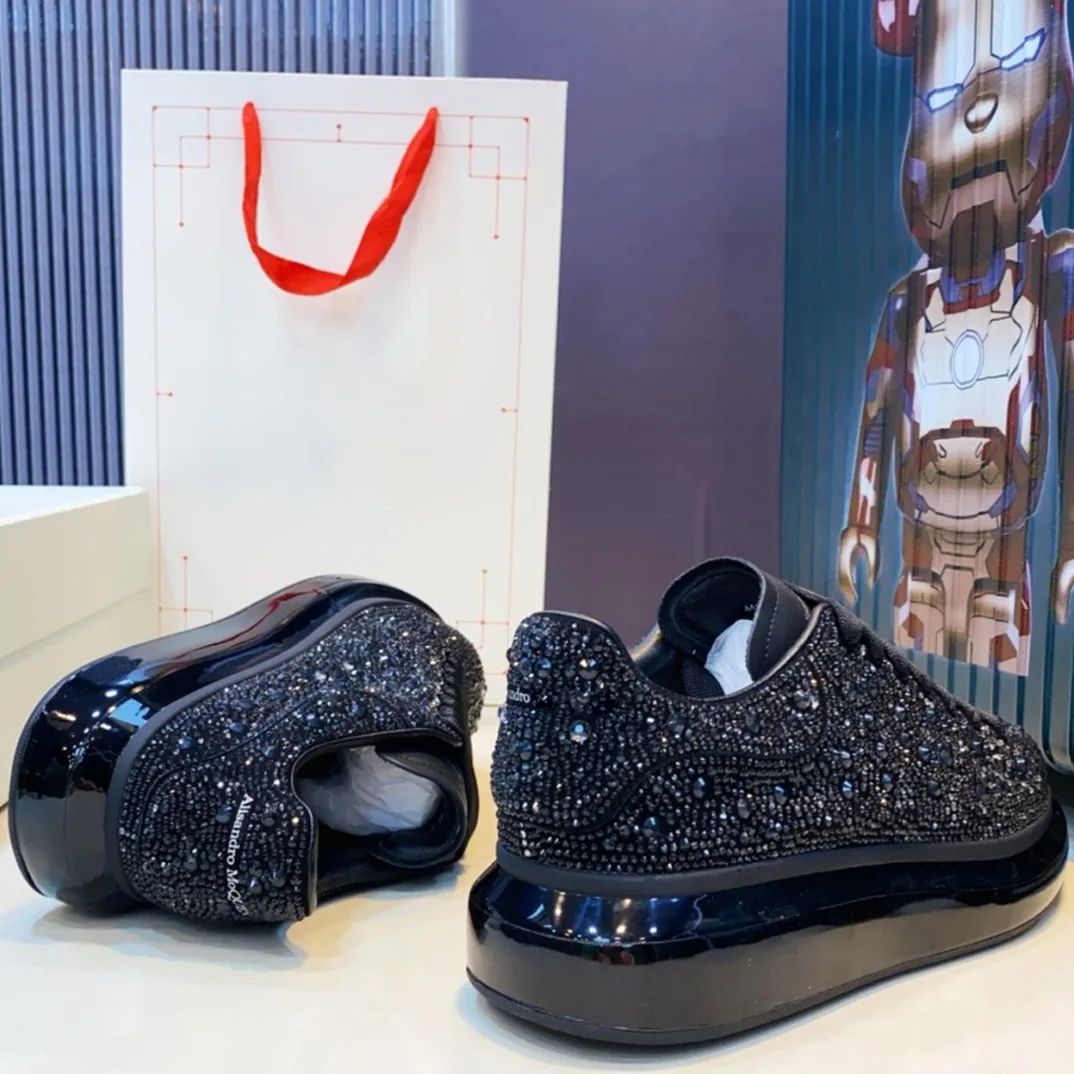 Alexander McQueen Oversized Sneaker –Back Glitter™